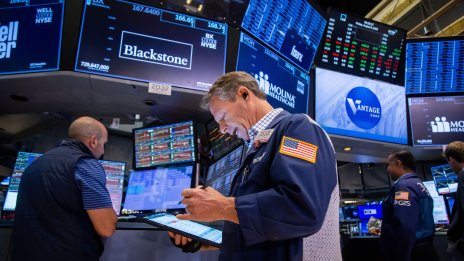 S&P 500 и Nasdaq се повишават, поведени от акциите на Alphabet*