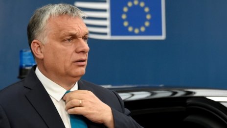 Унгария на Орбан: От разрушаването на една стена до издигането на друга