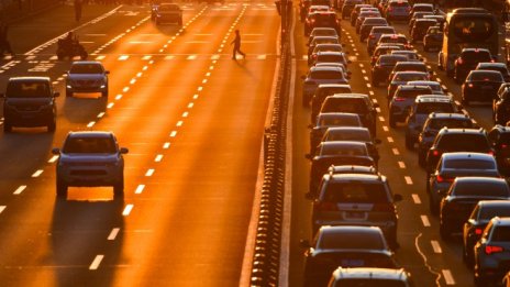10-и пореден месец на спад на продажбите на коли в Китай