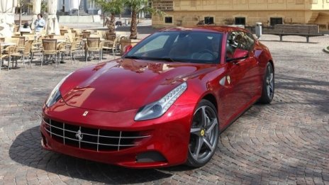 Ferrari готви пореден уникален модел
