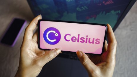 И другият съосновател на Celsius напуска фалиралата компания