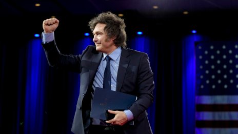 Международни финансови институции се ангажираха с общо 42 млрд. долара за Аржентина