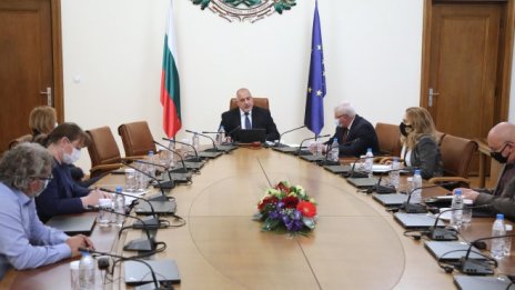 Борисов: От днес отново ще ваксинираме по 15-20 хил. желаещи на ден