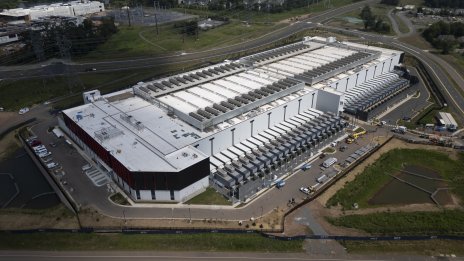 Технологичните гиганти от САЩ слагат на пауза сделките си за центрове за данни в Индия