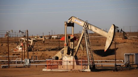 Водещите страни производителки на петрол замразяват добива до октомври?