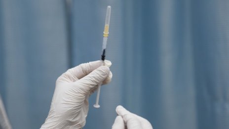 До колко е безопасна ваксината на Moderna