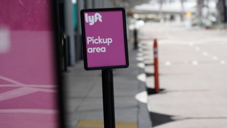 Lyft планира да предложи превоз с автономни коли на своите клиенти от 2023 г.