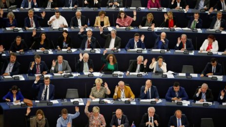 Политическа Европа се намира в хаос и това е чудесно