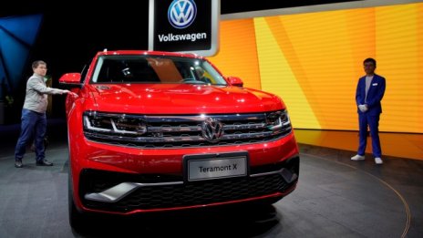 Volkswagen запазва короната си на автомобилен император и през 2019 г.
