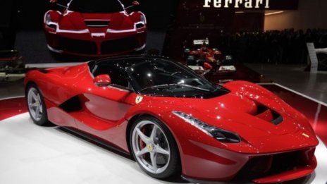 LaFerrari изгря на автоизложението в Женева