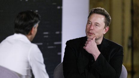 Илон Мъск: Изкуственият интелект може да доведе до момент, в който не е нужно да работим