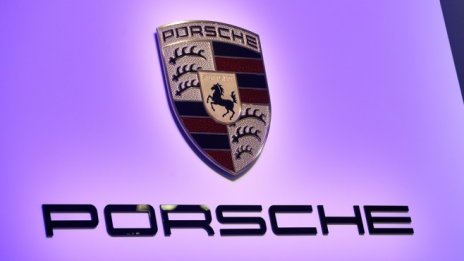 Porsche и Ferrari изтеглят свои коли в Китай заради проблемни компоненти