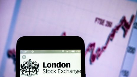 Борсите в Европа се оцветиха в червено въпреки оптимизма около безработицата в САЩ