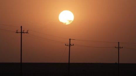 Калифорния трябва да реши два големи проблема, свързани с електроенергията