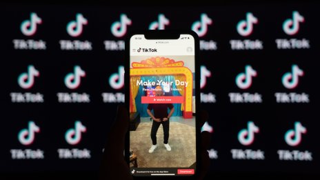 ТikTok засенчва конкуренцията със значително по-евтина реклама