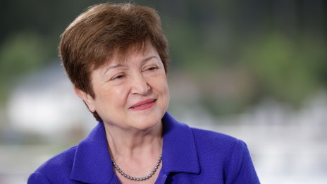 Кр. Георгиева: Перспективите пред световната икономика се смрачават, рисковете от рецесия растат