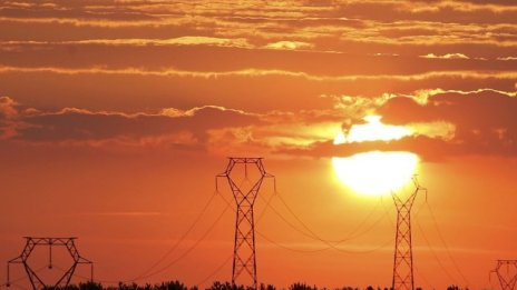 Производството на електроенергия се свива с 10% към края на октомври