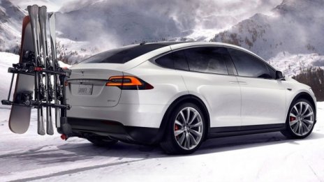 Tesla свали цената на Model X 