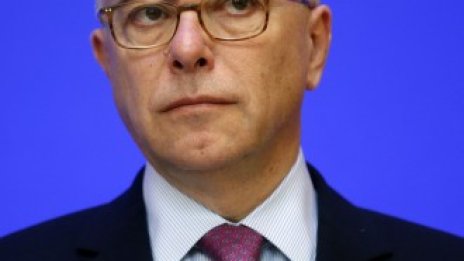 Франция иска подобряване контрола на сирийски паспорти по външните граници на ЕС