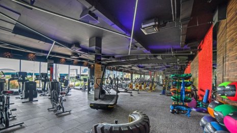 PULSE FITNESS ARENA CLUB  официално отвoри врати за клиенти   