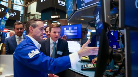 S&P отчете трета поредна сесия на спад на фона на скока в доходността на облигациите