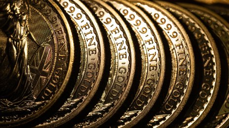 Централните банки бяха рекордни купувачи на злато - но защо сега продават?