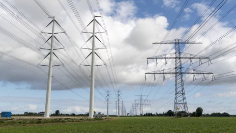 Във Великобритания може да бъде въведено тричасово спиране на тока тази зима