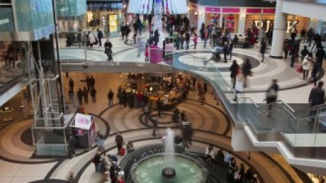 Моловете в САЩ трябва да се превърнат в смесени пространства, за да оцелеят