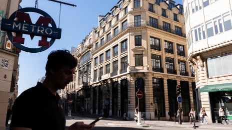Revolut открива офис в Париж в стремеж да разшири дейността си в Европа