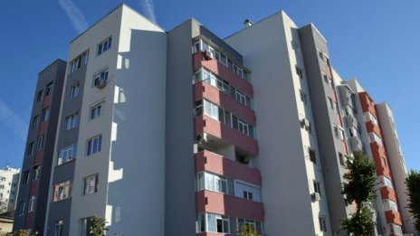 Защо санирането се превърна в най-важното гласуване?