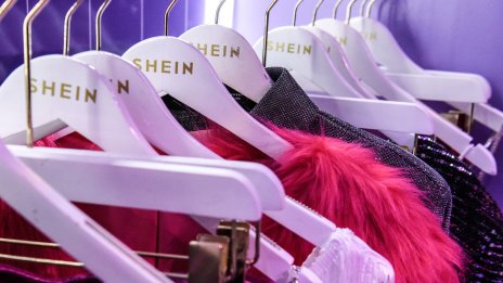 Shein обмисля да премести IPO-то си от Ню Йорк в Лондон