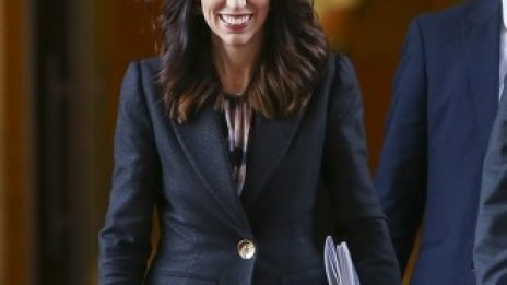 Нова Зеландия въвежда икономически стимули за рекордните 30 млрд. долара