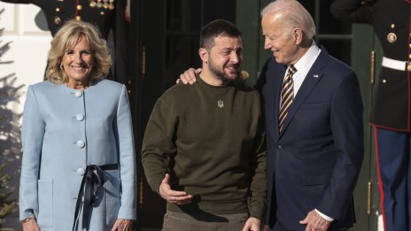 Правилният политически сигнал към Москва