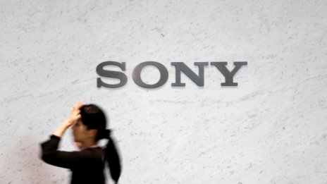 Sony понижи прогнозата за годишната си оперативна печалба