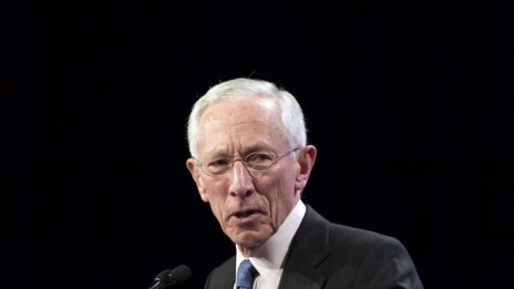 Фишер: Вашингтон трябва да подкрепи усилията на "самотния играч" Фед