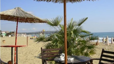 Работодатели от Северното Черноморие набират служители за лятото