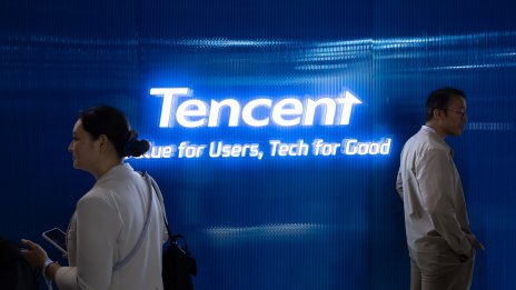 Приходите на китайския гигант Tencent скочиха с 15% заради AI