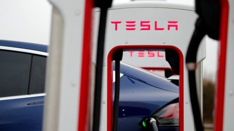 Как батериите на Tesla поддържат работеща цяла африканска икономика?