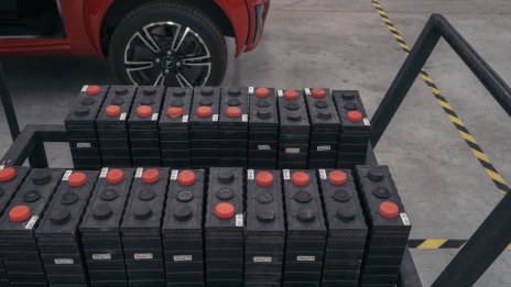 Японски производител на акумулатори и батерии се насочва към електромобилите