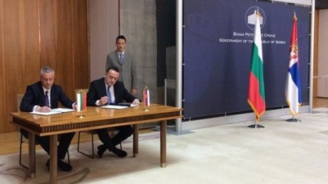 Ускоряваме изграждането на пътните проекти със Сърбия