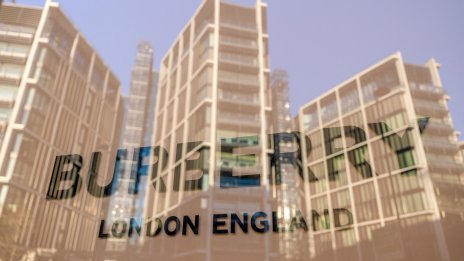 Burberry намери новия си финансов директор в McLaren