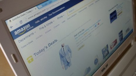 Графика на деня: Кой регион е лидер в модната онлайн търговия?