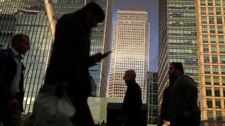 Британската икономика може да се свие за пръв път от 2012 г.