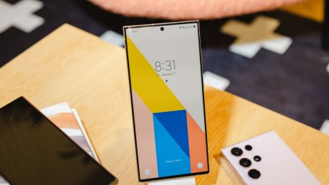 Новите смартфони на Samsung - тест за бранда на един отслабнал пазар