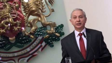 Огнян Герджиков назначи още четирима зам.-министри