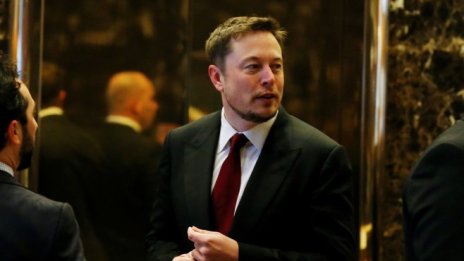 Tesla Motors задраска Motors от името си