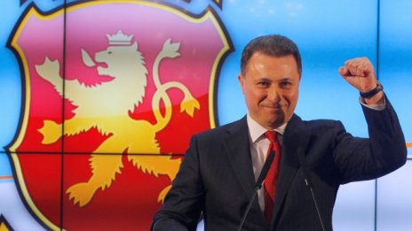 Никола Груевски получава мандат за сформирането на правителство в Македония