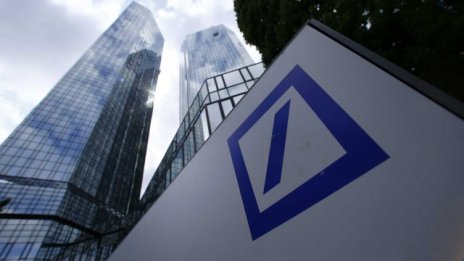 Deutsche Bank притисна Марио Драги в ъгъла