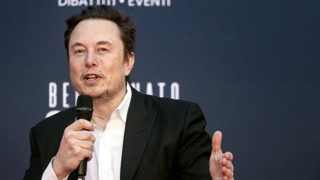 AI битката продължава, а xAI на Мъск се опитва да навакса изоставането си