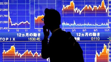 Продължаващото поевтиняване на петрола дръпна надолу борсовите индекси в Азия